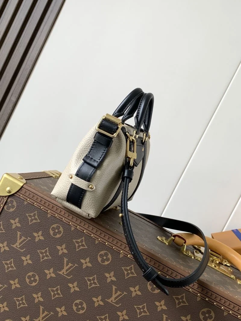 Unisex Louis Vuitton Top Handle Bags 39096