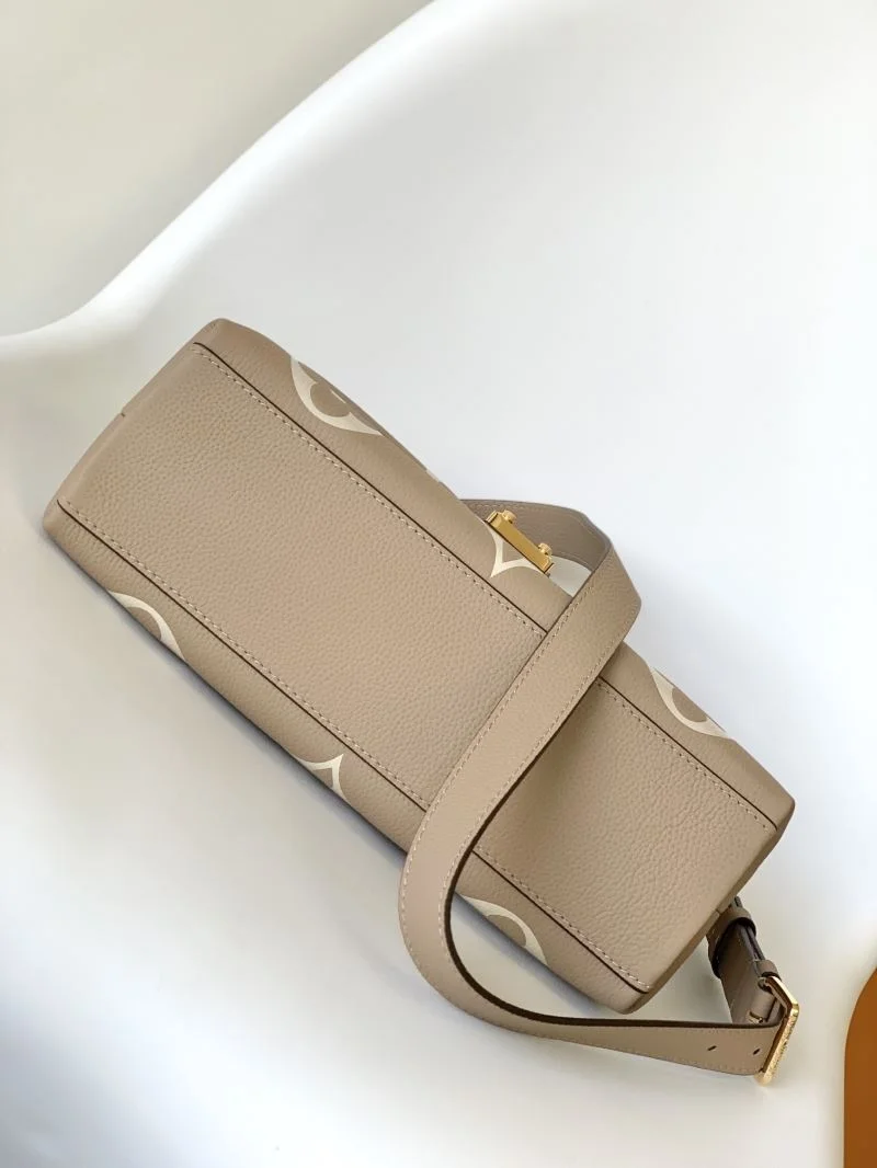 Resilient Louis Vuitton Top Handle Bags 38764