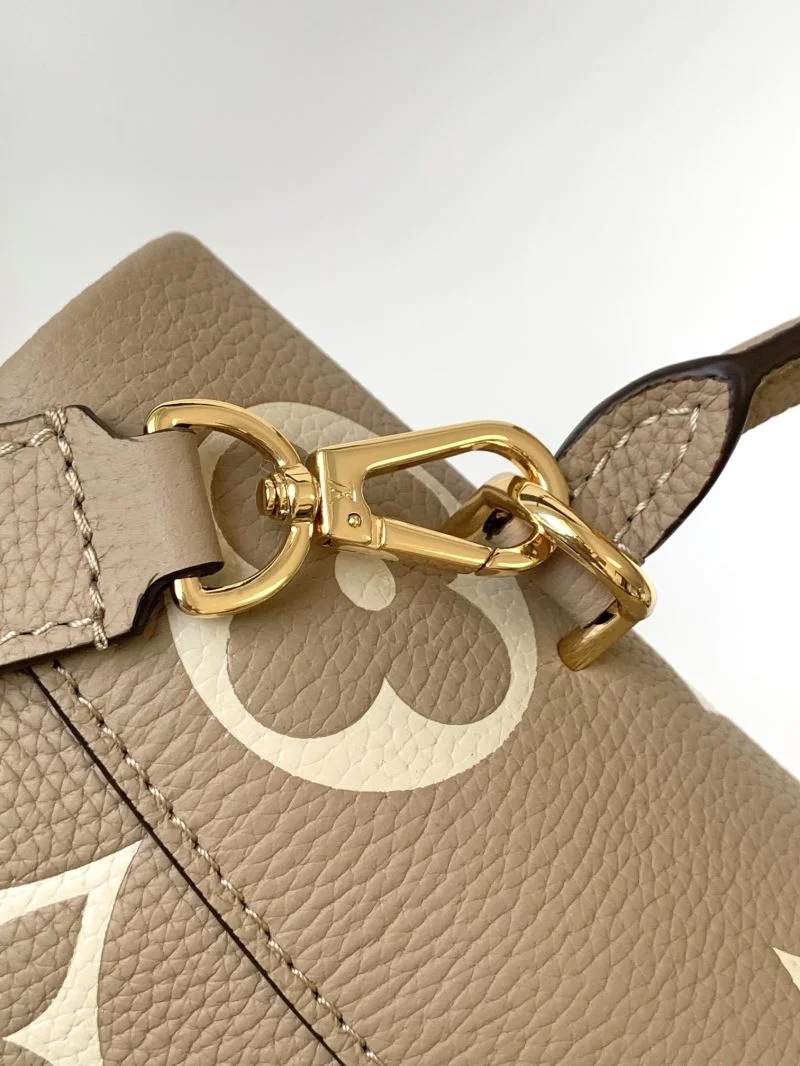 Resilient Louis Vuitton Top Handle Bags 38764