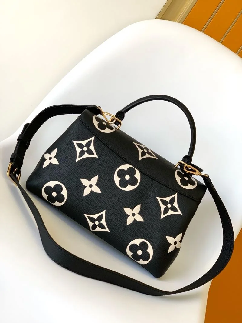 Cozy Louis Vuitton Top Handle Bags 38775