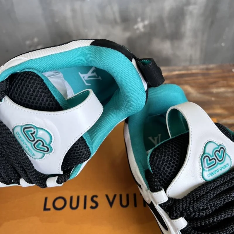HighQuality Louis Vuitton Trainer Sneaker 30420