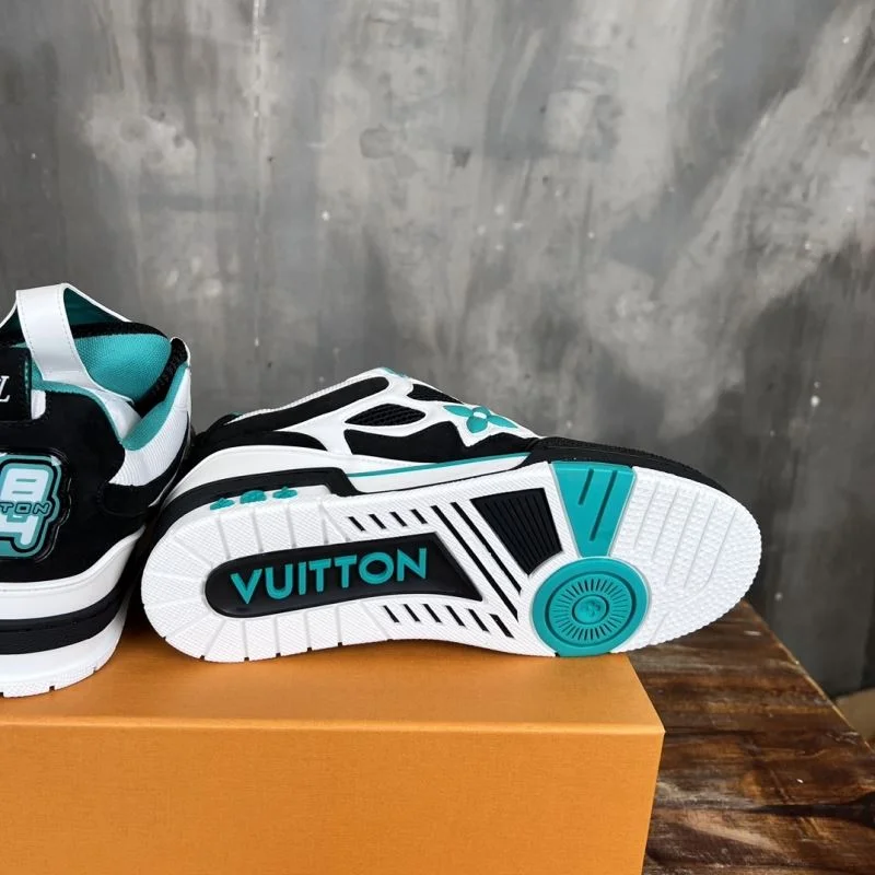 HighQuality Louis Vuitton Trainer Sneaker 30420