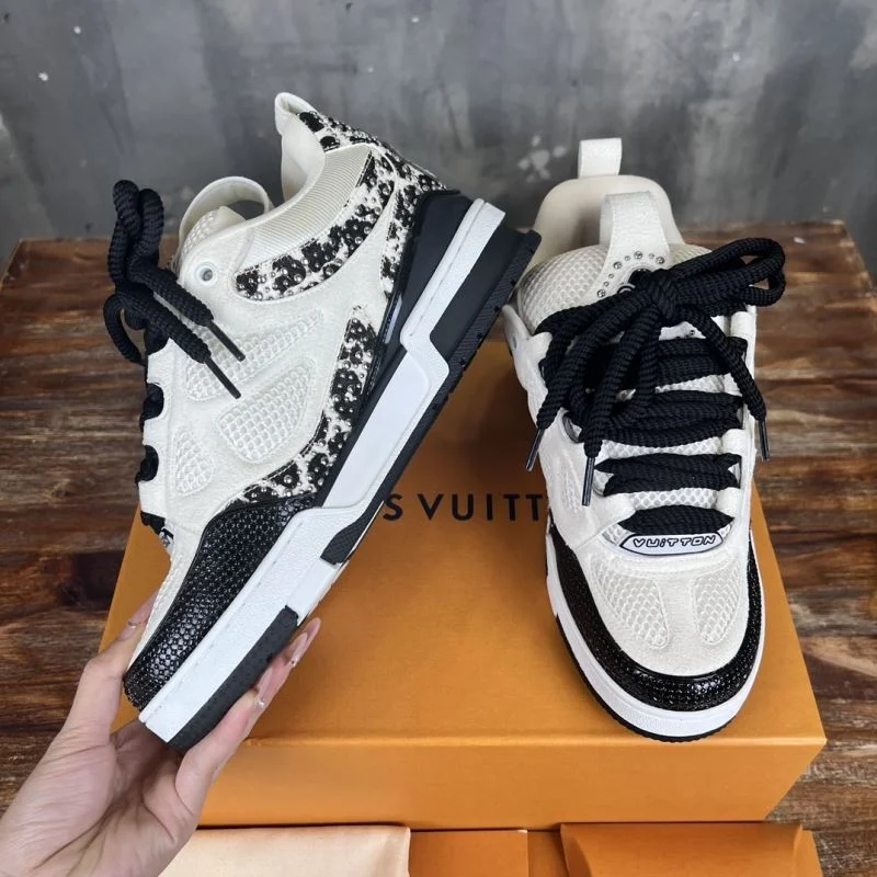Louis Vuitton Trainer Sneaker ComfortFit 30425