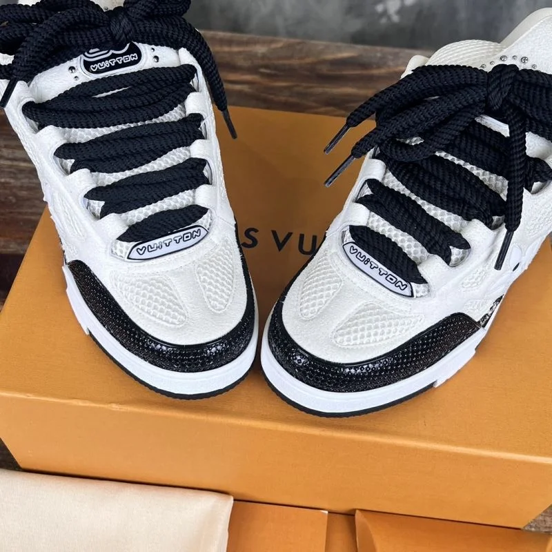 Louis Vuitton Trainer Sneaker ComfortFit 30425