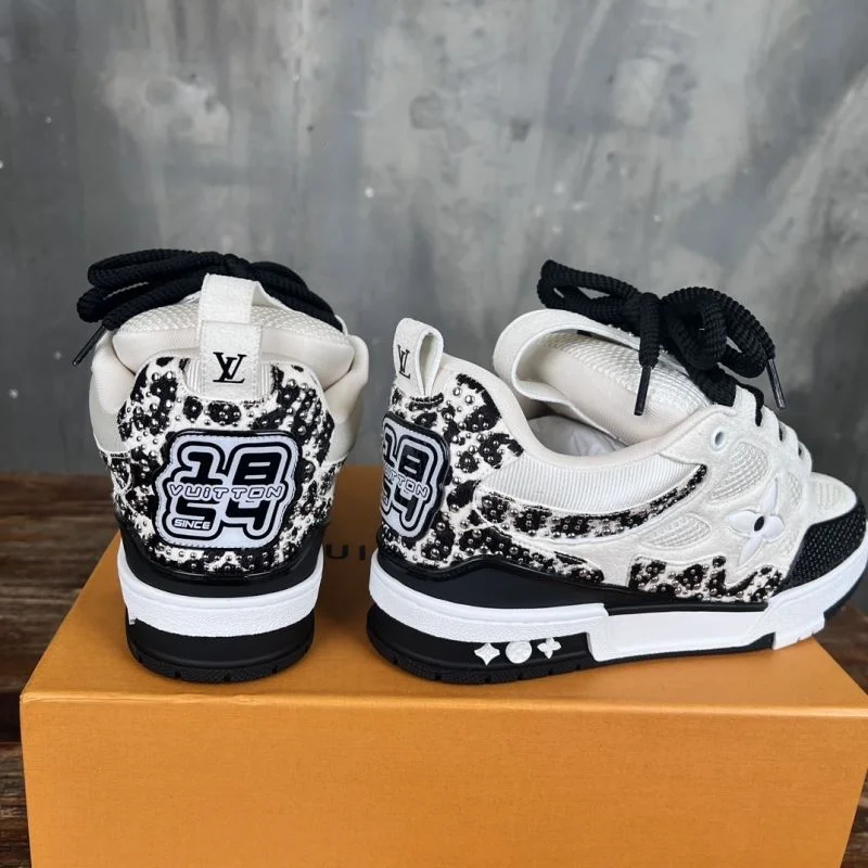 Louis Vuitton Trainer Sneaker ComfortFit 30425