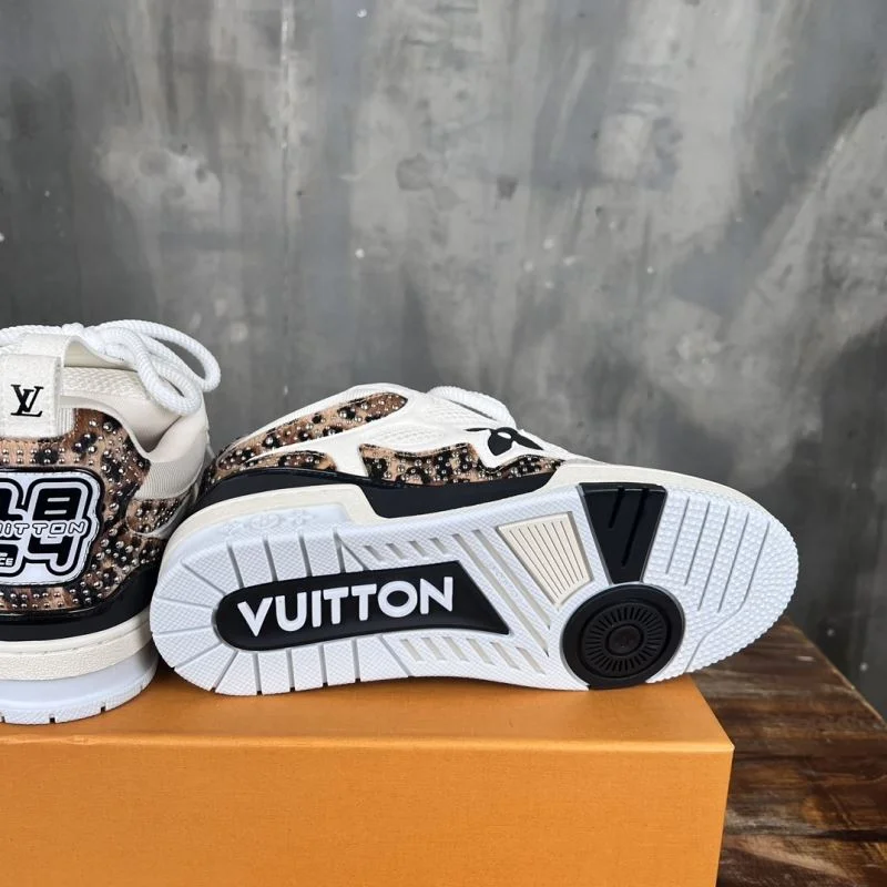 Louis Vuitton Trainer Sneaker Reliable 30403