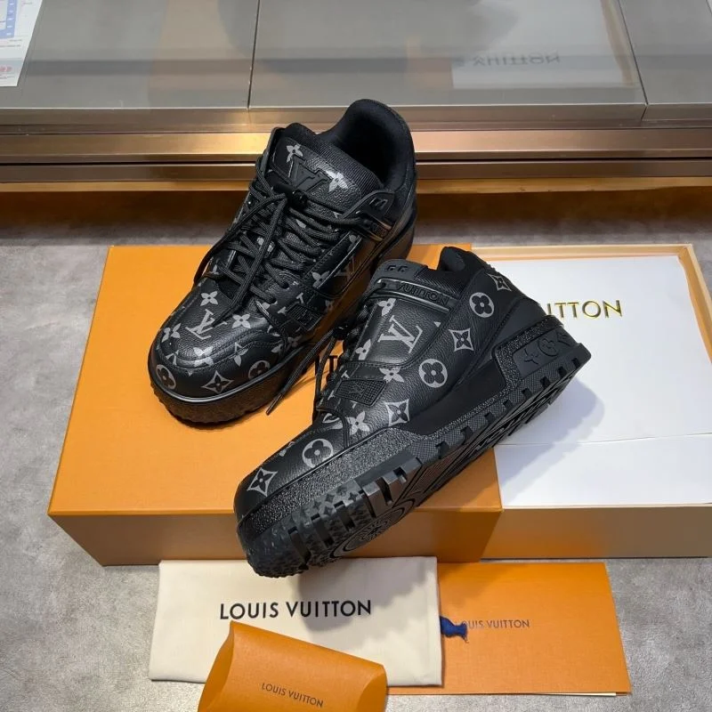 Louis Vuitton Trainer Sneaker Neat 30414