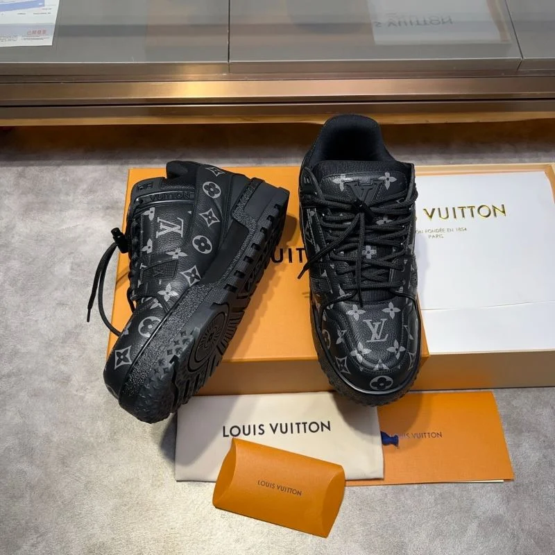 Louis Vuitton Trainer Sneaker Neat 30414
