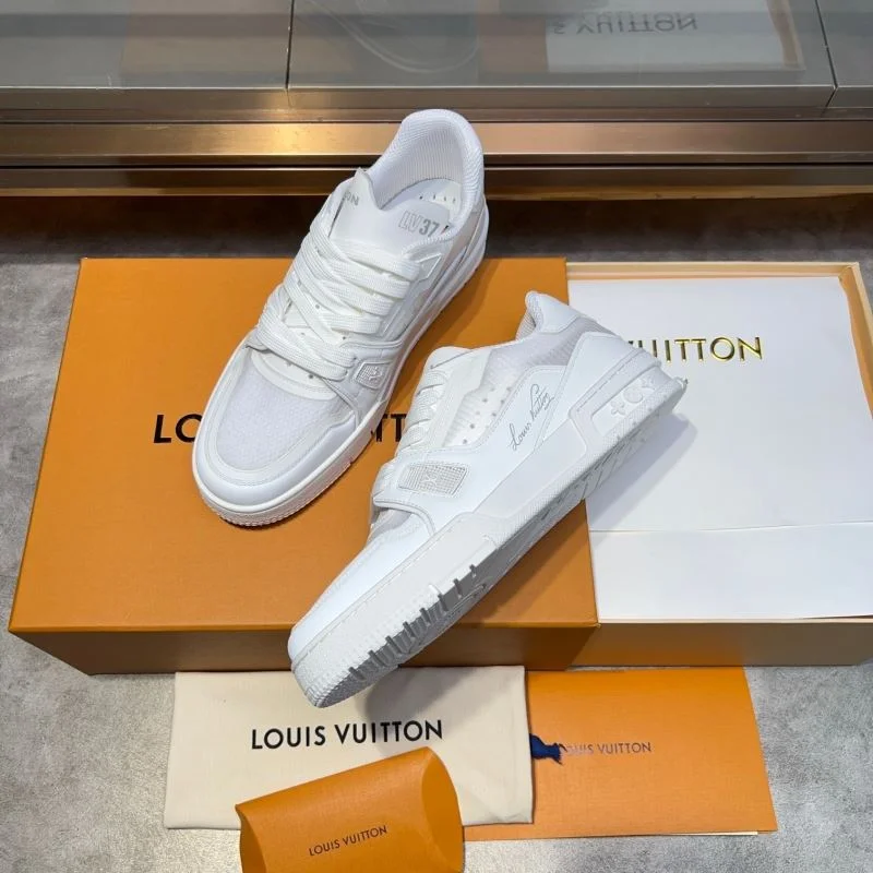 Affordable Louis Vuitton Trainer Sneaker 30332