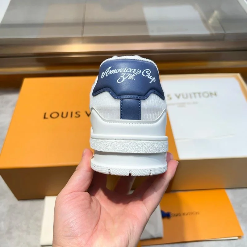 Louis Vuitton Trainer Sneaker Classic 30410