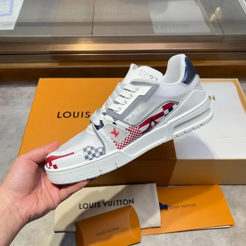 Louis Vuitton Trainer Sneaker MoistureWicking 30424
