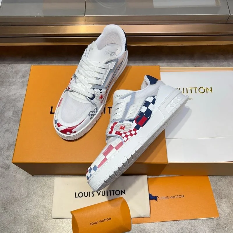 Louis Vuitton Trainer Sneaker MoistureWicking 30424