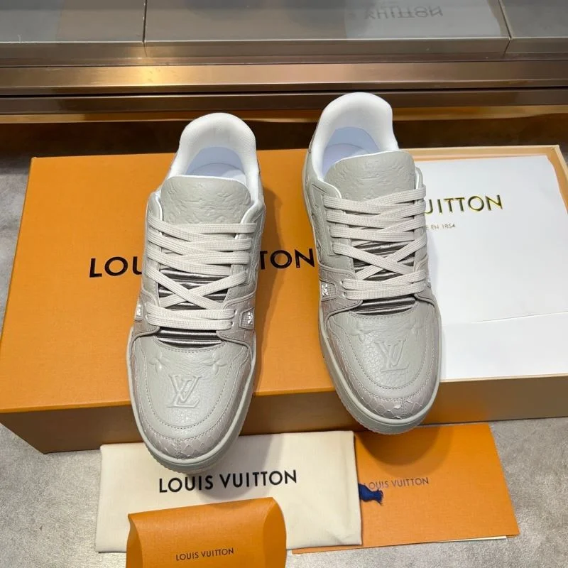 Louis Vuitton Trainer Sneaker UrbanStyle 30421
