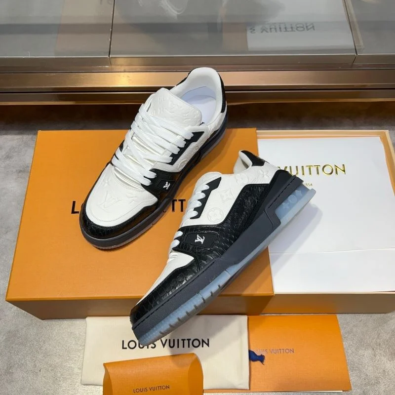 Louis Vuitton Trainer Sneaker TechFriendly 30419