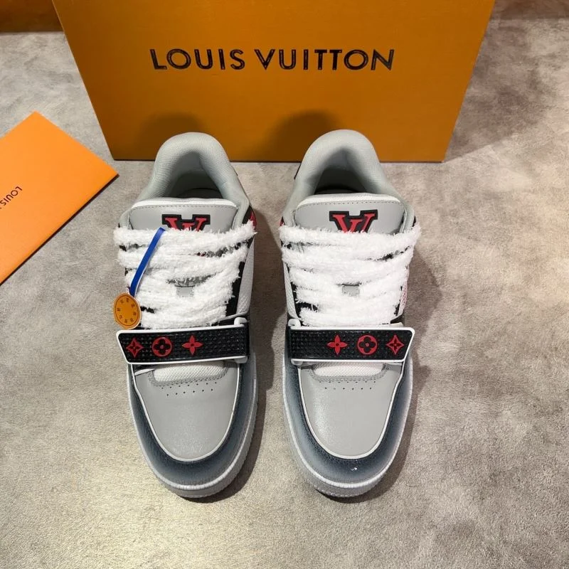 Louis Vuitton Trainer Sneaker Durable 30395