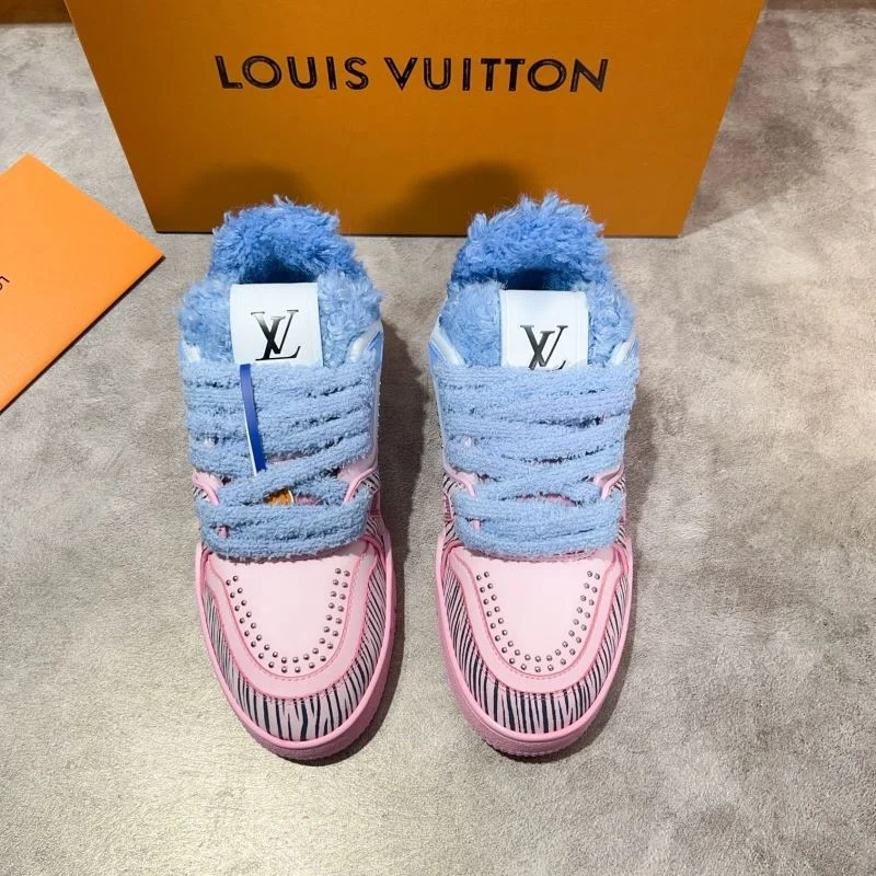 Practical Louis Vuitton Trainer Sneaker 30408