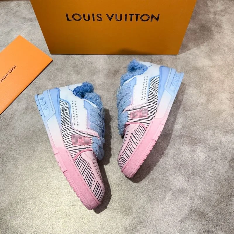Practical Louis Vuitton Trainer Sneaker 30408