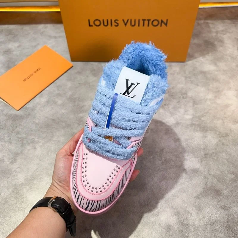 Practical Louis Vuitton Trainer Sneaker 30408