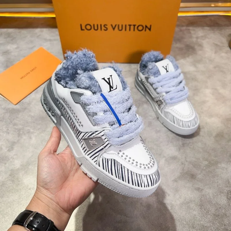 AllSeason Louis Vuitton Trainer Sneaker 30404