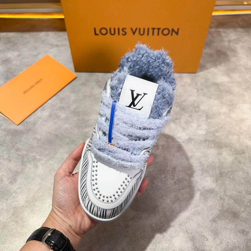 AllSeason Louis Vuitton Trainer Sneaker 30404