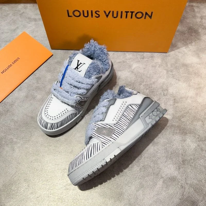 AllSeason Louis Vuitton Trainer Sneaker 30404