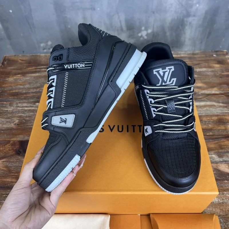 TopPick Louis Vuitton Trainer Sneaker 30398
