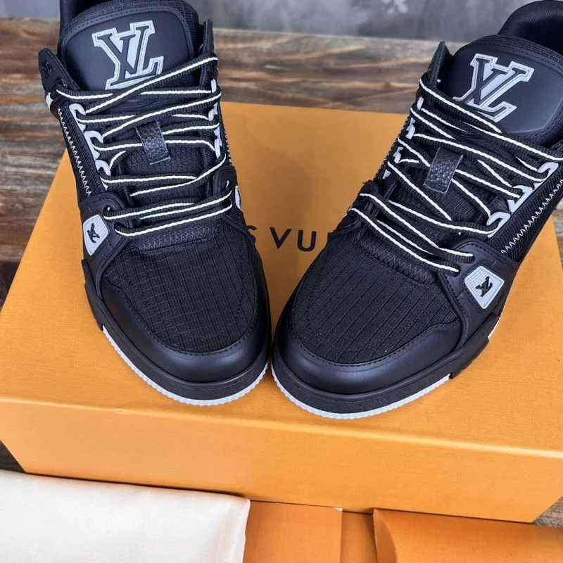 TopPick Louis Vuitton Trainer Sneaker 30398