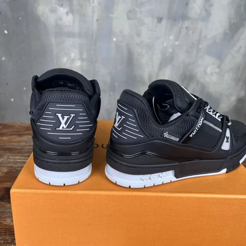 TopPick Louis Vuitton Trainer Sneaker 30398