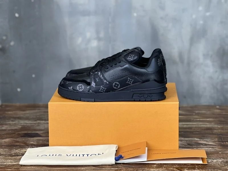 Tailored Louis Vuitton Trainer Sneaker 30391