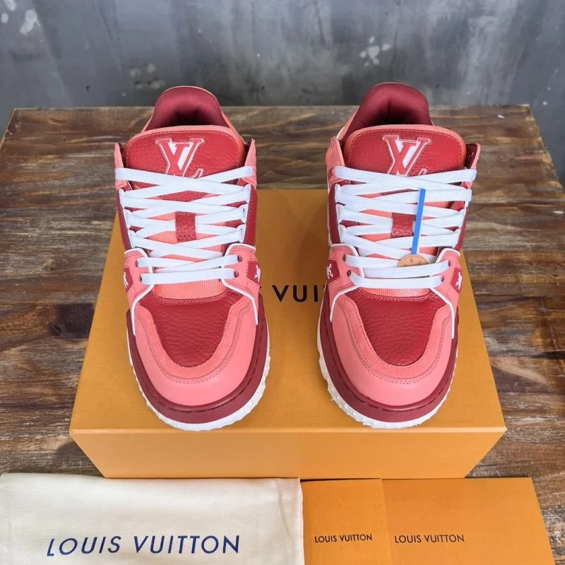 Durable Louis Vuitton Trainer Sneaker 30388