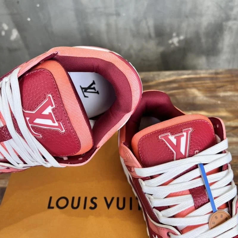 Durable Louis Vuitton Trainer Sneaker 30388