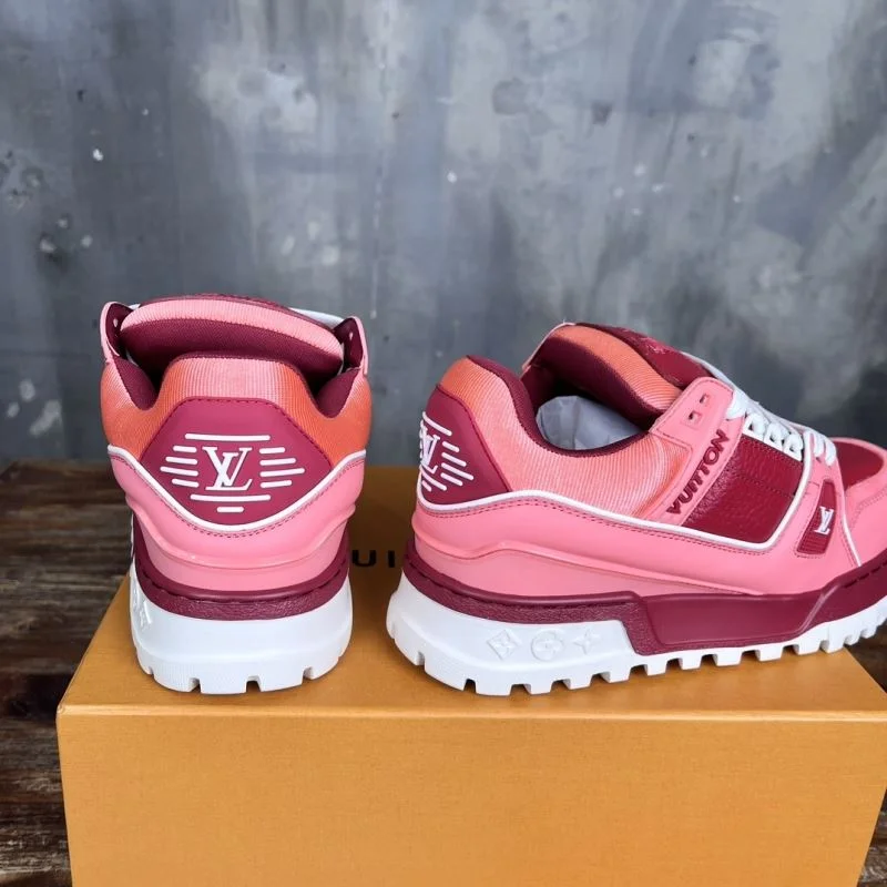 Durable Louis Vuitton Trainer Sneaker 30388