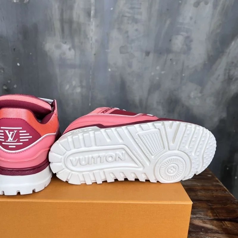 Durable Louis Vuitton Trainer Sneaker 30388