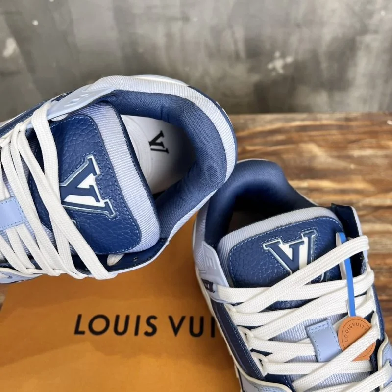 Louis Vuitton Trainer Sneaker RelaxedFit 30387