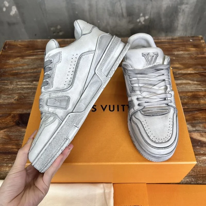 Affordable Louis Vuitton Trainer Sneaker 30323