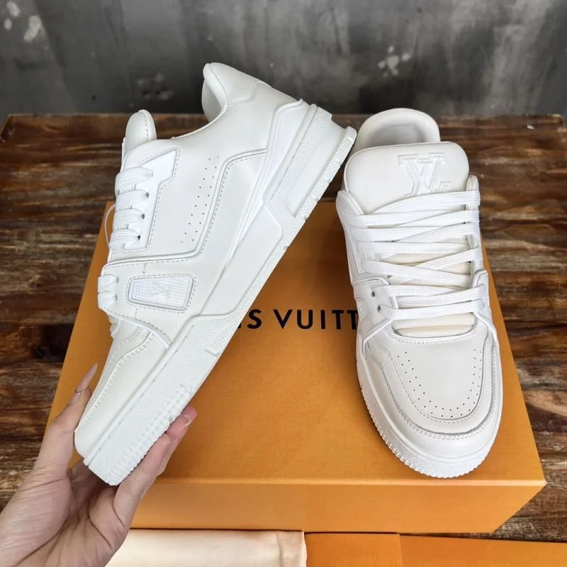 Supportive Louis Vuitton Trainer Sneaker 30382