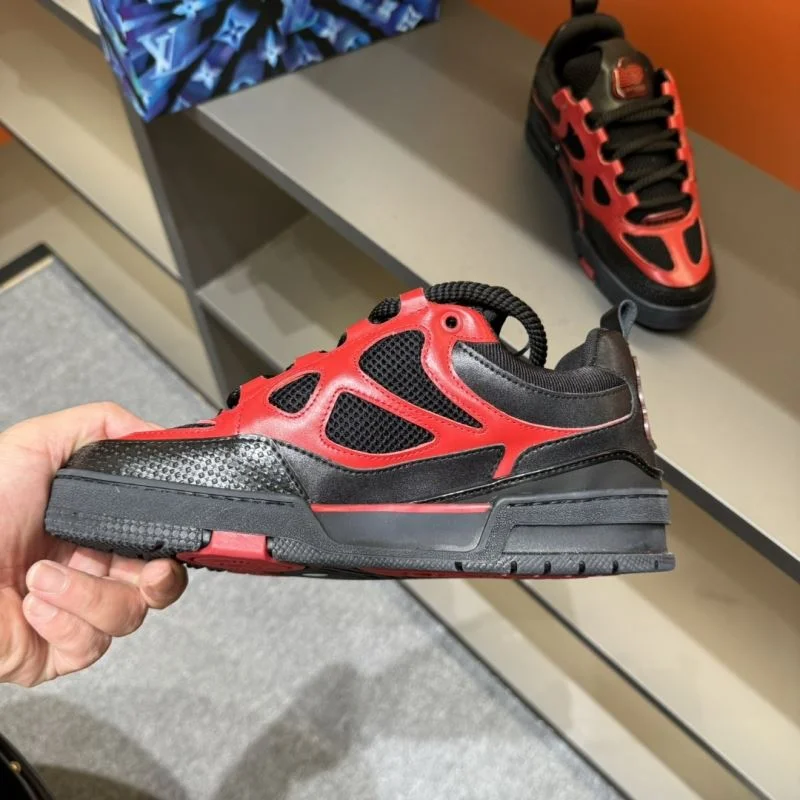 Louis Vuitton Trainer Sneaker DailyWear 30376