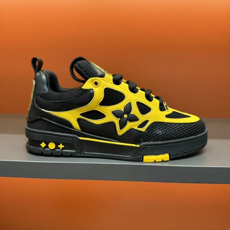 Supportive Louis Vuitton Trainer Sneaker 30379
