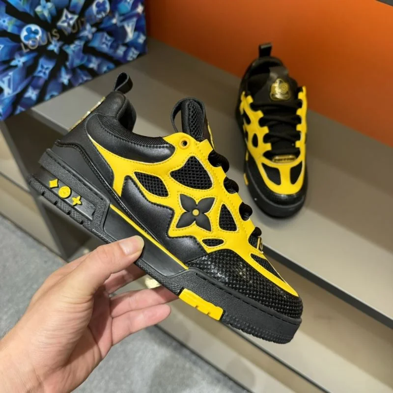 Supportive Louis Vuitton Trainer Sneaker 30379