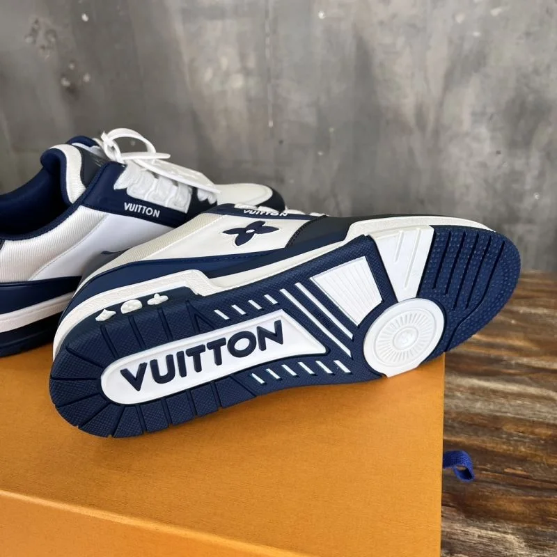 Fashionable Louis Vuitton Trainer Sneaker 30367