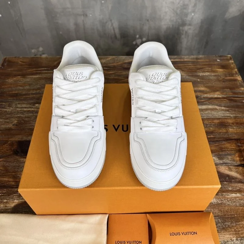 Louis Vuitton Trainer Sneaker Refined 30369