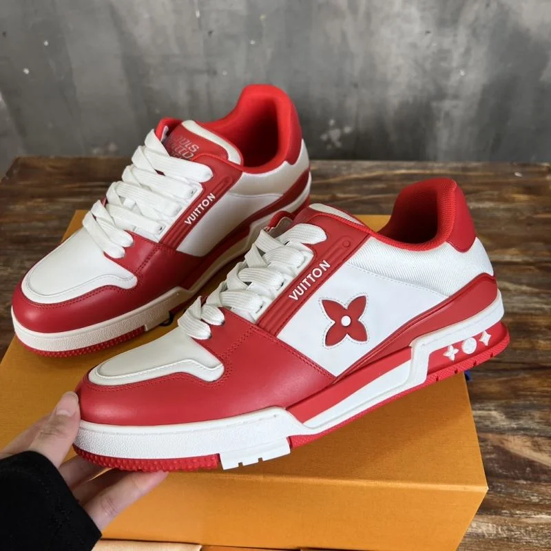 Louis Vuitton Trainer Sneaker Bright 30366