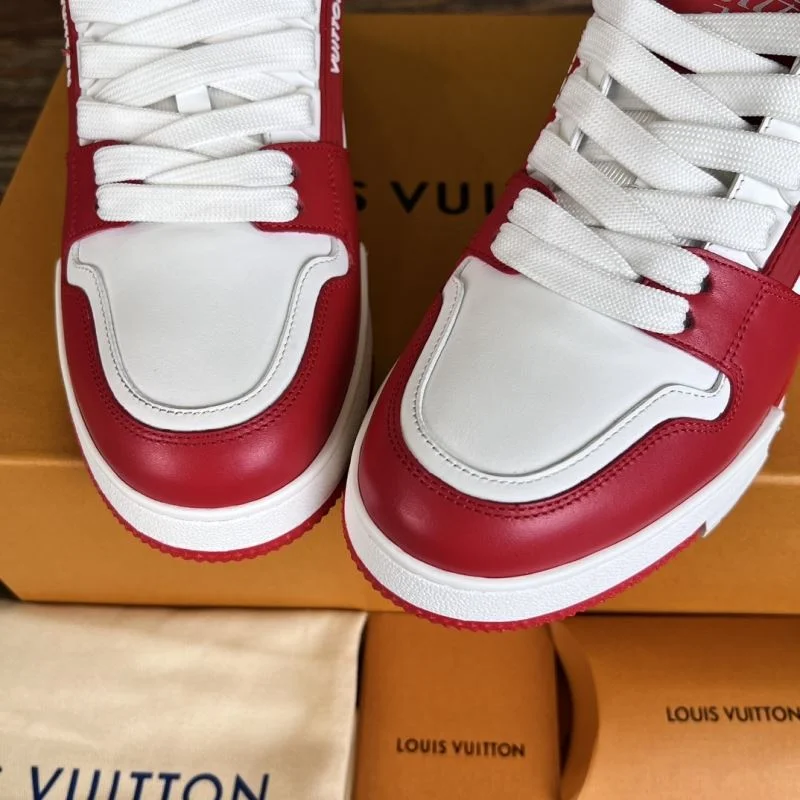 Louis Vuitton Trainer Sneaker Bright 30366