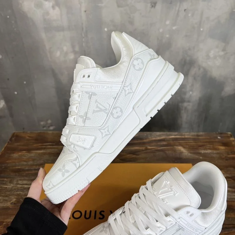 Louis Vuitton Trainer Sneaker Popular 30361