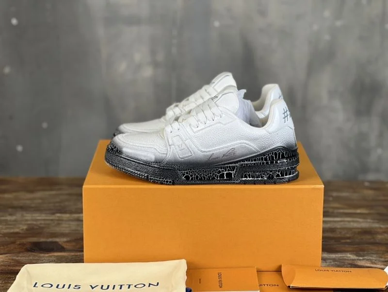 Louis Vuitton Trainer Sneaker Lightweight 30360