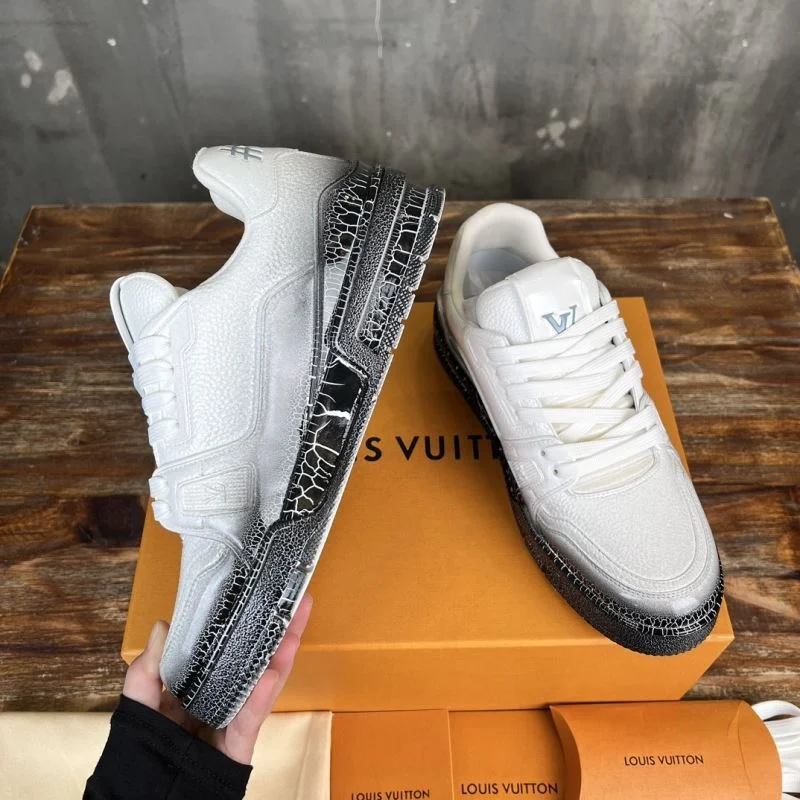 Louis Vuitton Trainer Sneaker Lightweight 30360