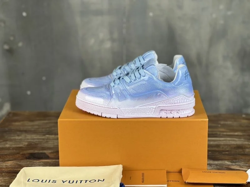 Louis Vuitton Trainer Sneaker UrbanChic 30359