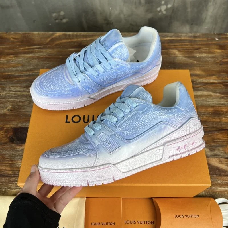 Louis Vuitton Trainer Sneaker UrbanChic 30359