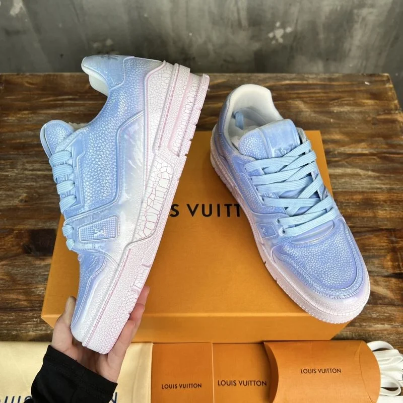 Louis Vuitton Trainer Sneaker UrbanChic 30359