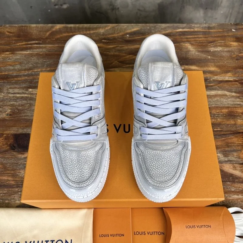 Louis Vuitton Trainer Sneaker MoistureWicking 30355